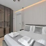 Royal Luxury P.zza Della Repubblica 3* ميلان