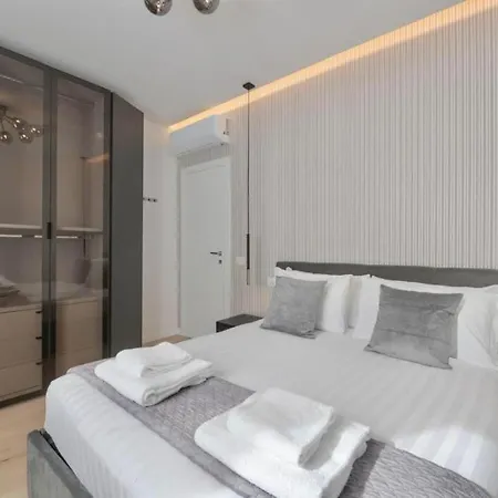 Royal Luxury P.zza Della Repubblica 3* Milano