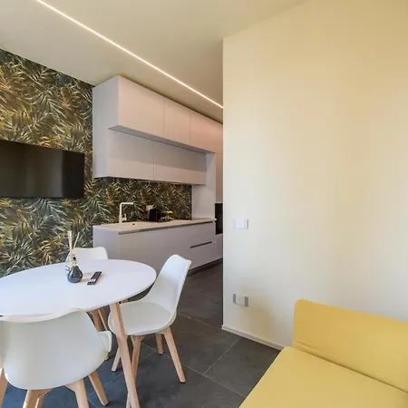 Royal Luxury P.zza Della Repubblica Apart Otel Milano