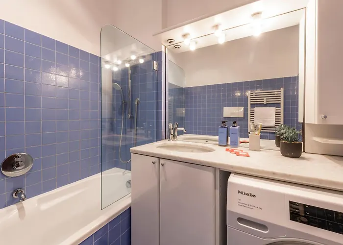Royal Luxury P.zza Della Repubblica Aparthotel 3*