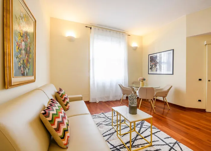 Royal Luxury P.zza Della Repubblica Aparthotel