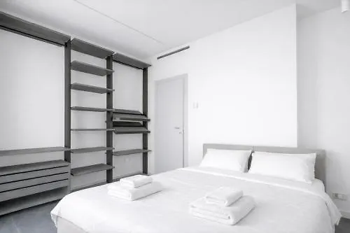 Royal Luxury P.zza Della Repubblica Aparthotel Milán